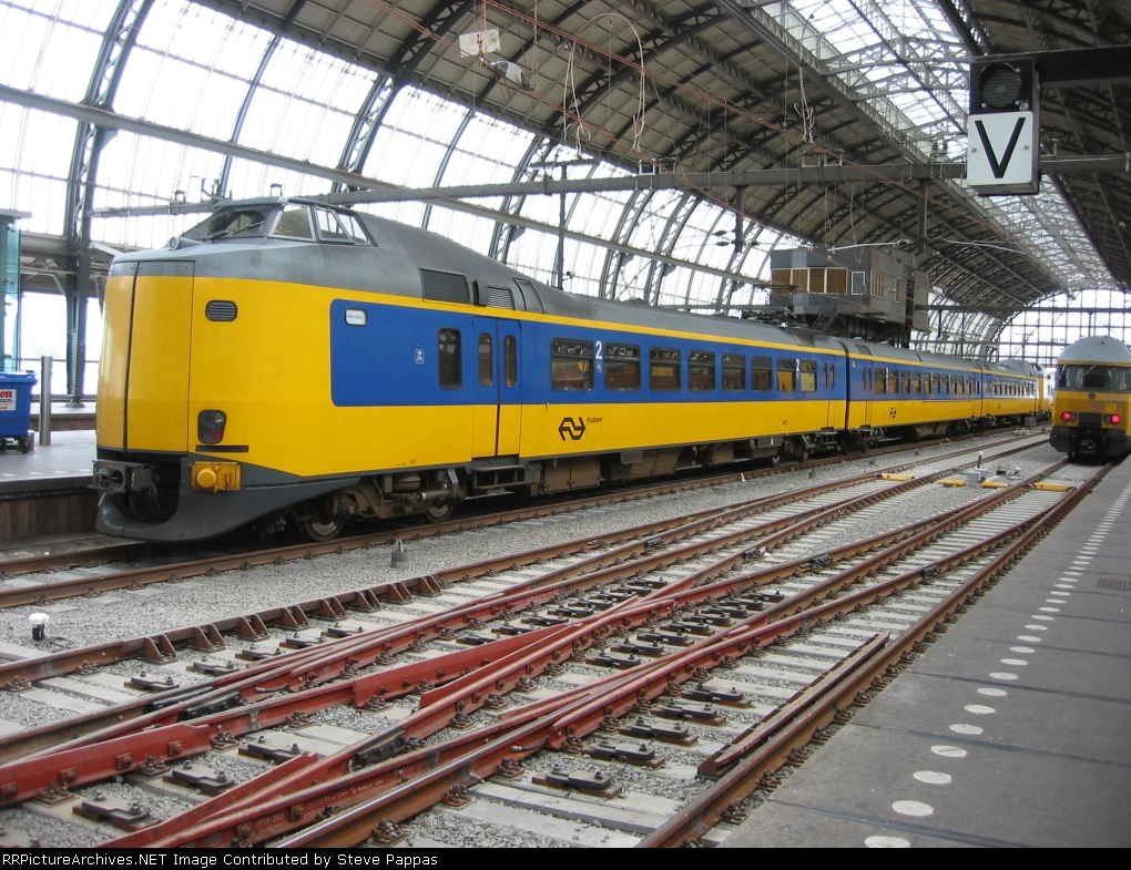 Amsterdam Centraal-01